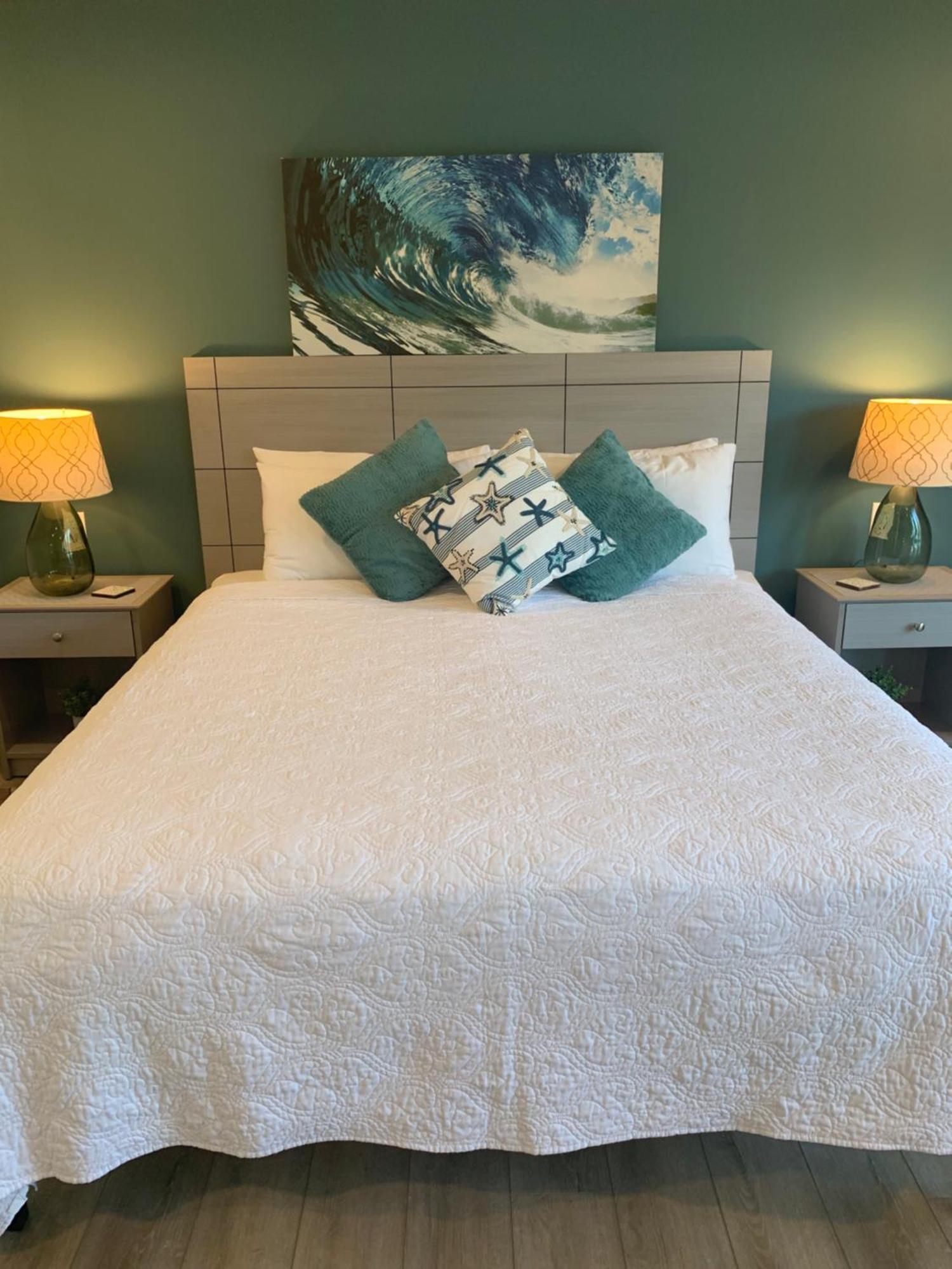 Windrush Inn - Cambria Room photo